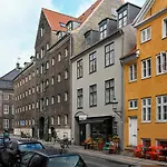 Sankt Annæ Gade 3A